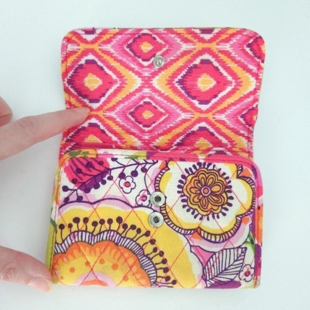 Vera Bradley Pink & Yellow Floral Clementine Trifold Wallet‎ - Picture 3 of 7
